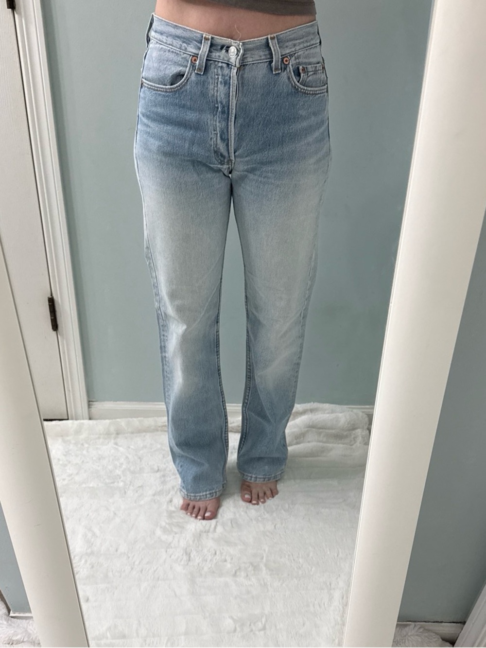 Vintage Levis 501 Jeans Faded Blue Wash Size 26 - Picture 3 of 9
